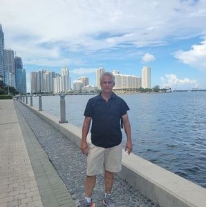 Meet your Posher, Juan carlos